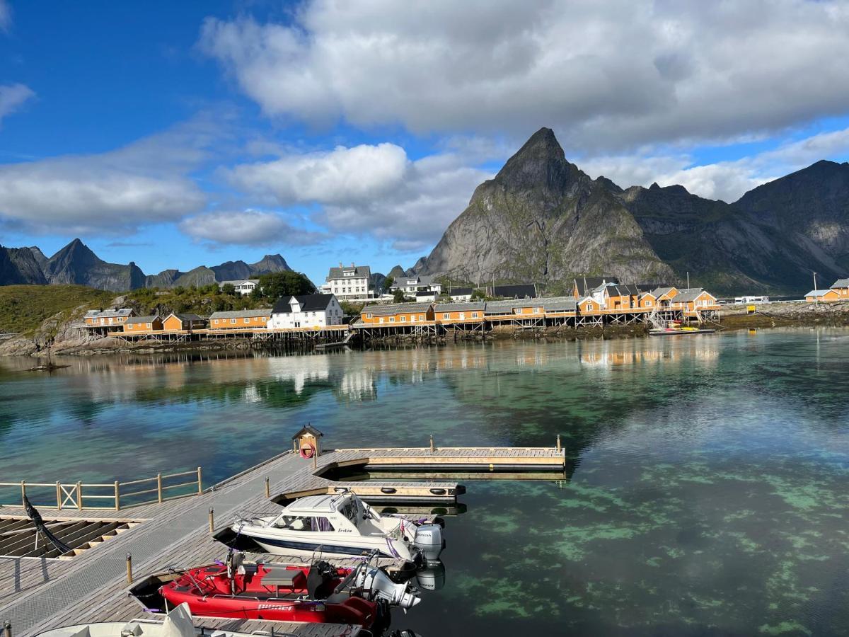 Lofoten Suite Apartments - Rostad Retro Rorbuer Reine Exteriér fotografie