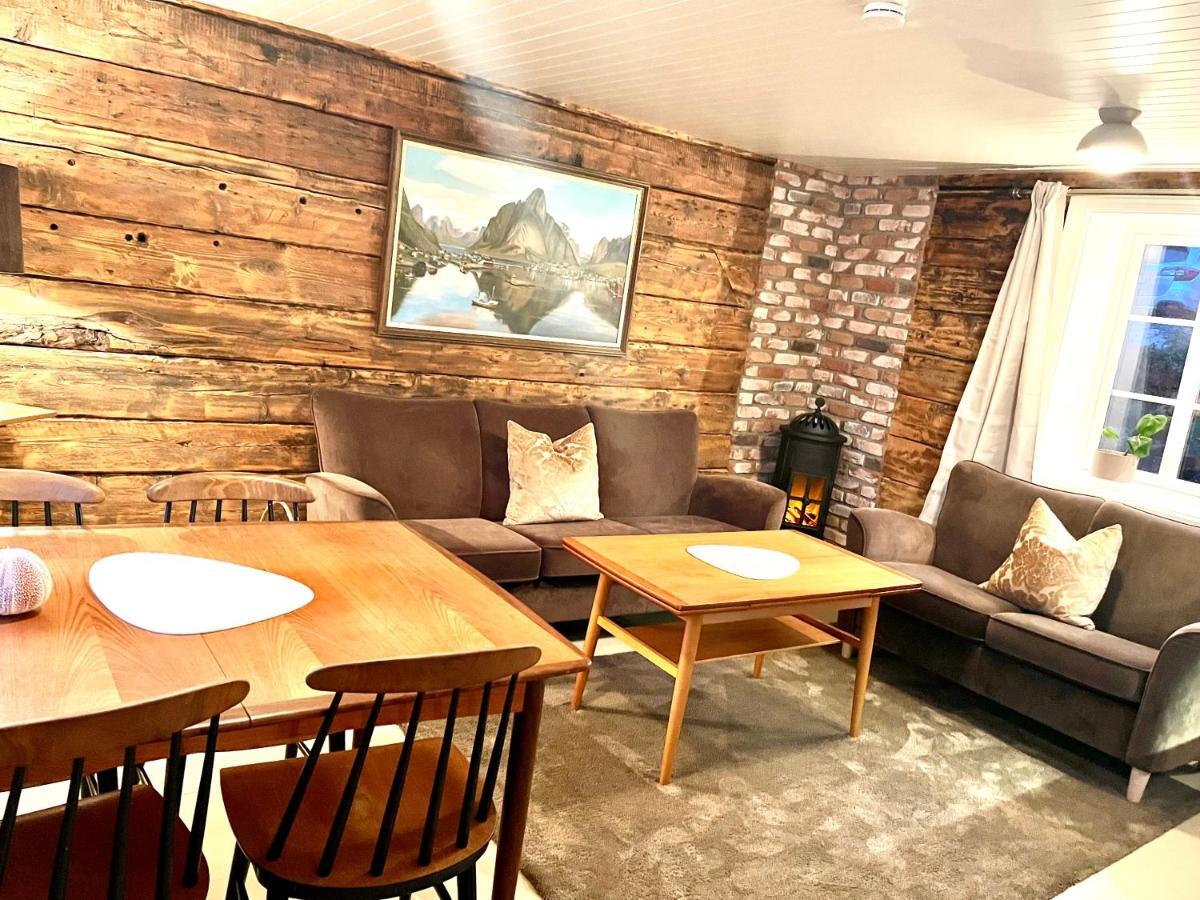 Lofoten Suite Apartments - Rostad Retro Rorbuer Reine Exteriér fotografie